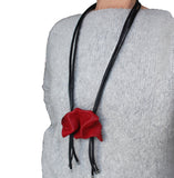 Long eye-catching necklace red
